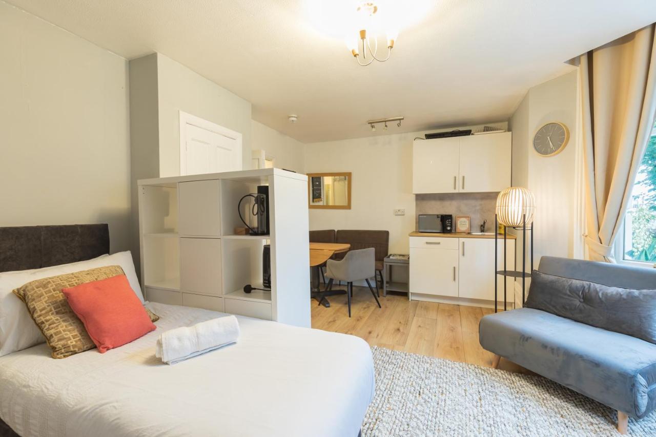 Sylish Studio Apartment Close To Station Brighton Bagian luar foto